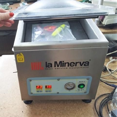 Ремонт вакууматорного пакувальника «La Minerva»